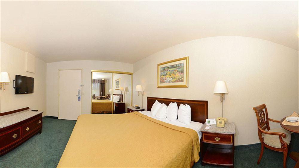 Quality Inn & Suites Walnut - City Of Industry Екстер'єр фото