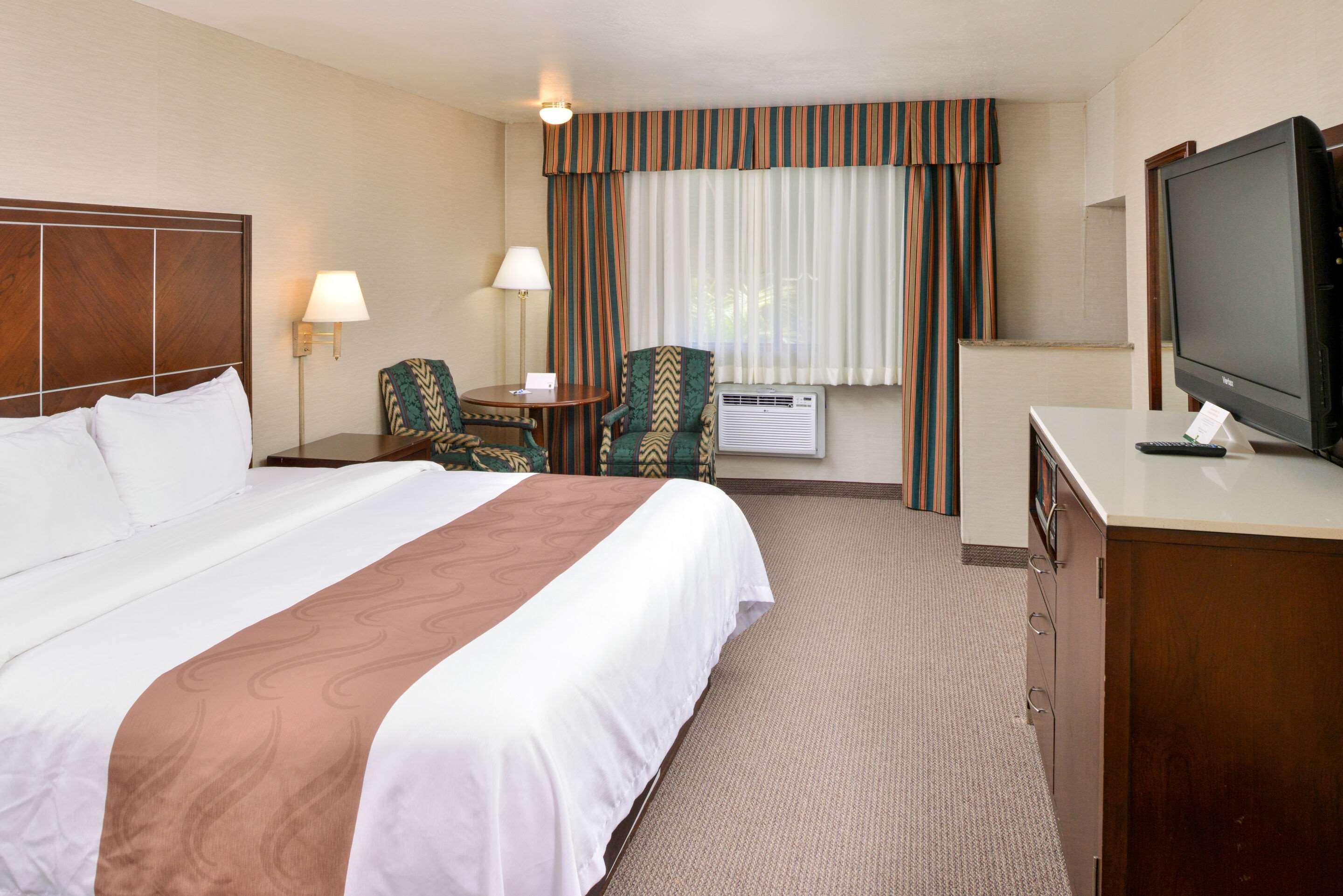 Quality Inn & Suites Walnut - City Of Industry Екстер'єр фото
