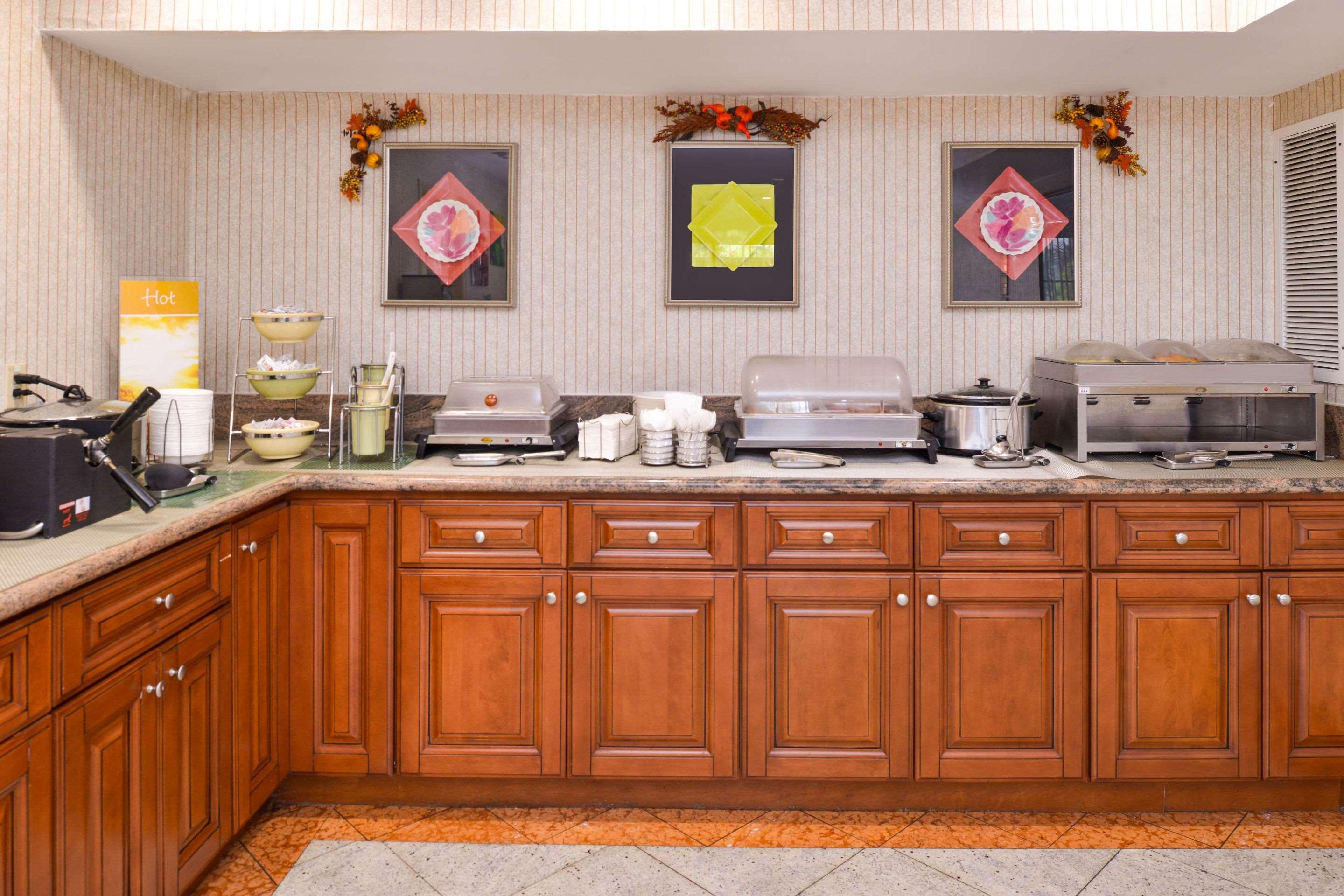 Quality Inn & Suites Walnut - City Of Industry Екстер'єр фото