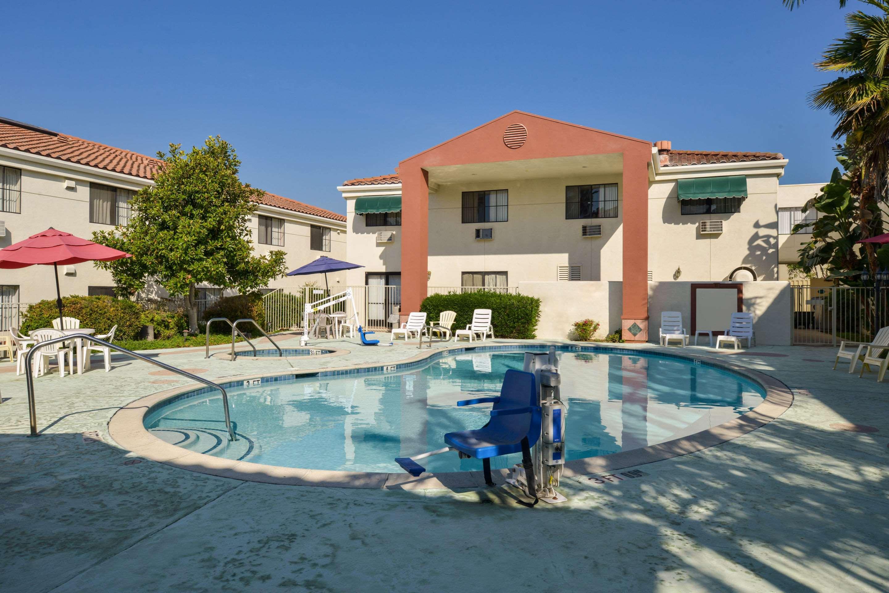 Quality Inn & Suites Walnut - City Of Industry Екстер'єр фото