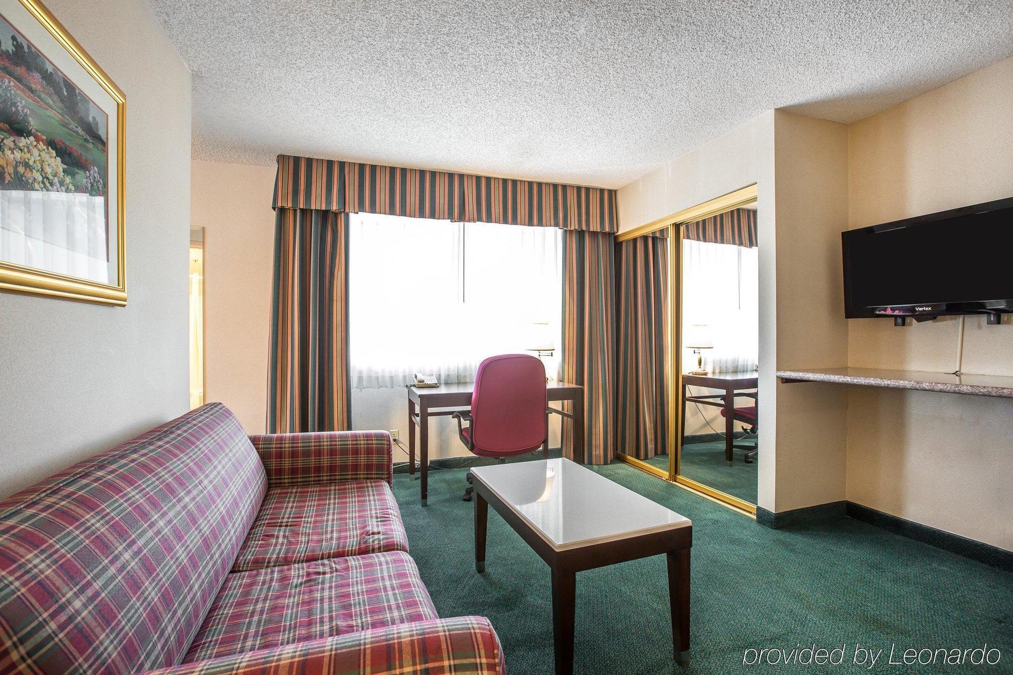 Quality Inn & Suites Walnut - City Of Industry Екстер'єр фото