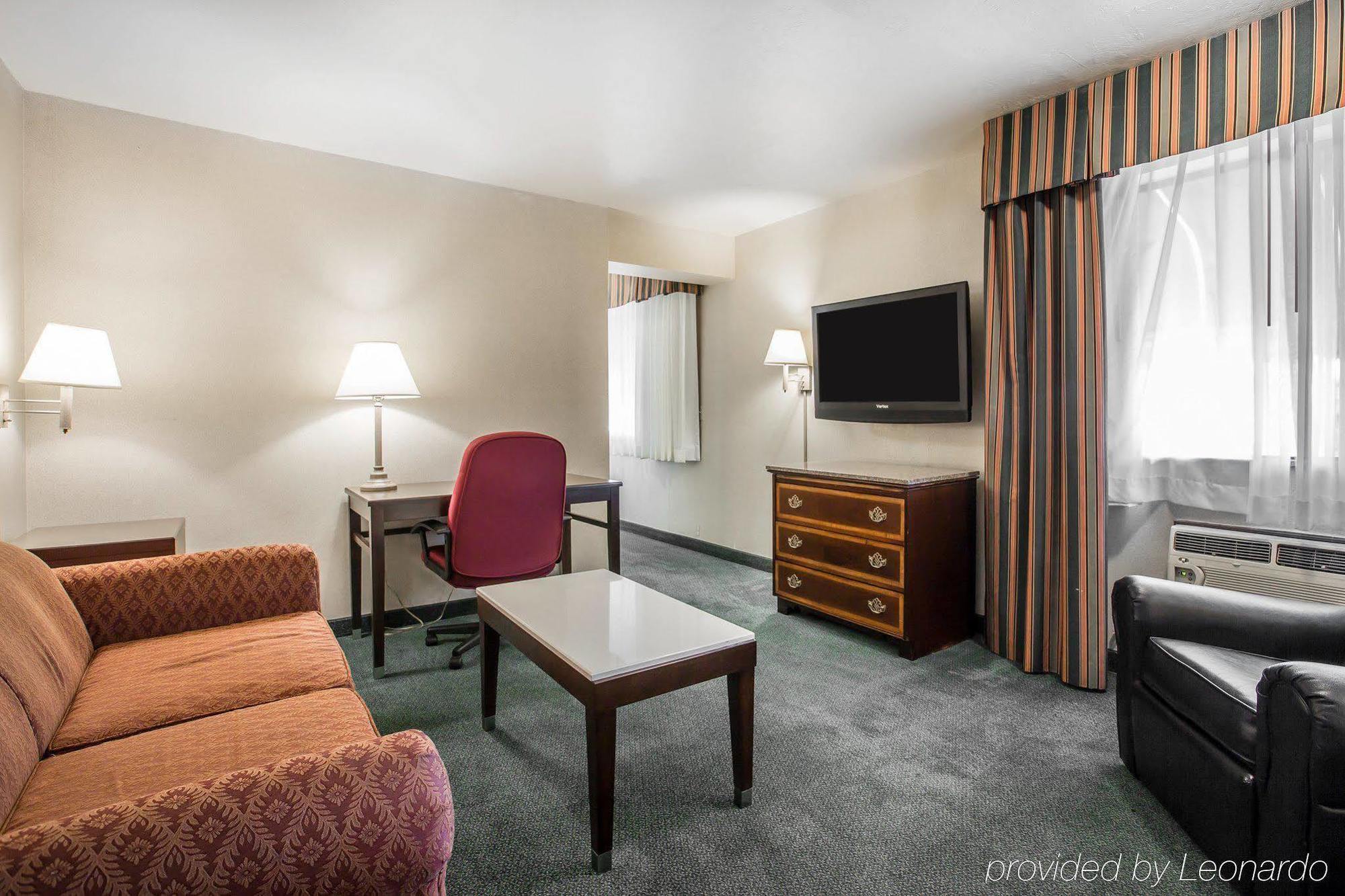 Quality Inn & Suites Walnut - City Of Industry Екстер'єр фото