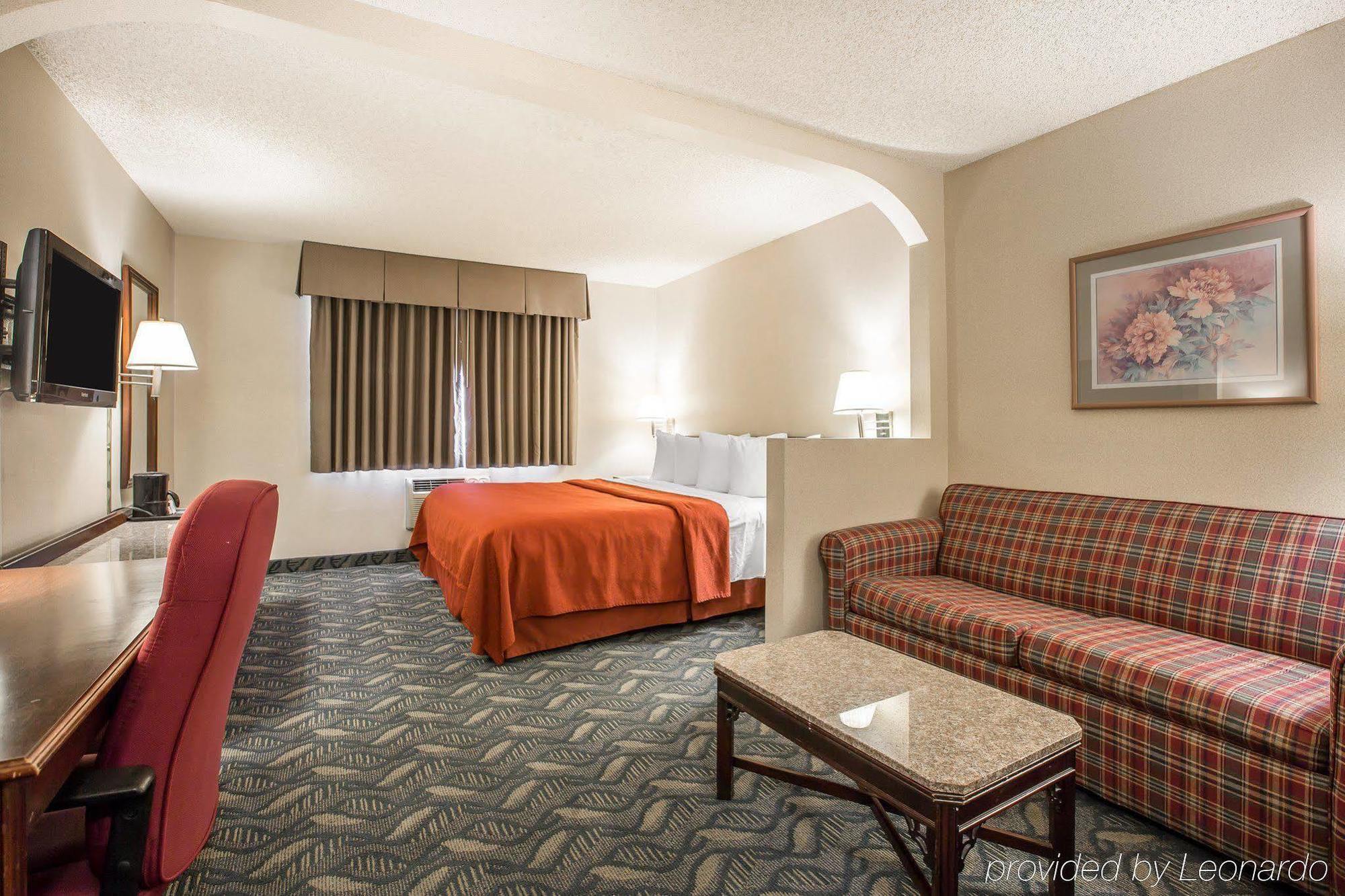 Quality Inn & Suites Walnut - City Of Industry Екстер'єр фото