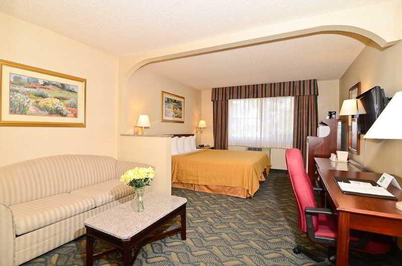 Quality Inn & Suites Walnut - City Of Industry Екстер'єр фото