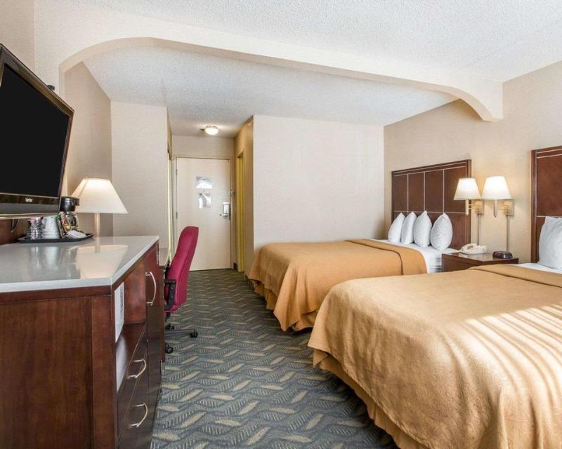 Quality Inn & Suites Walnut - City Of Industry Екстер'єр фото